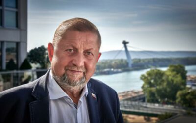 „Poďme voliť. Musí zvíťaziť Slovensko!“