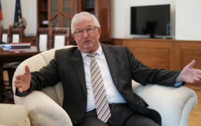 Zneužitie právomoci Jána Mazáka alebo ako predseda súdnej rady zbieral neoprávnene informácie na sudcov.