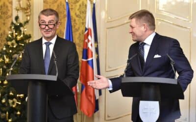 Babiš rozohral pokus o zastavenie Leyenovej, Fico by nemal špekulovať, ale pripojiť sa.