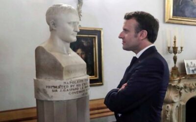 Macronův podzim.