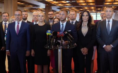 Poslanci Hlasu podporia odvolanie Šimečku, potvrdil Šutaj Eštok.