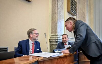 Bartoš oznámil Fialovi odchod Pirátů z vlády, jeho resort má dočasně řídit Jurečka.