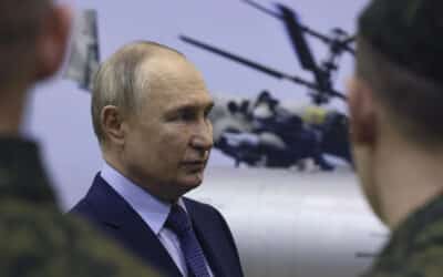 Putin: Ukrajine sa cezhraničným prienikom nepodarilo spomaliť postup Ruska.