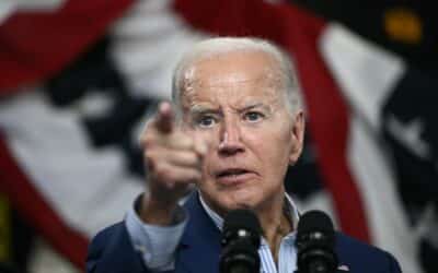 Biden: Pracujeme na tom, aby Kyjev mohol použiť rakety dlhého doletu proti Rusku.