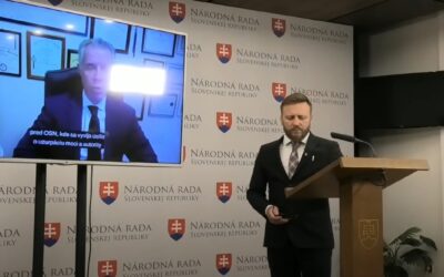“Biologická zbraň.” Čo všetko zaznelo na dlho očakávanej tlačovke Kotlára.