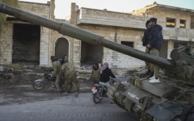 Povstalci v Sýrii postupují. Ruské a syrské letouny bombardovaly Idlib.