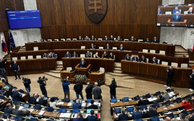 Koaliční poslanci uspeli. Parlament schválil štátny rozpočet na budúci rok.