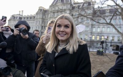 Bitka s Trumpom. Po zavedení cla Kolumbia súhlasila s prijatím lietadiel s migrantmi z USA.