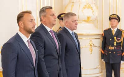 Aká je situácia v koalícii? V Hlase to eskaluje. Mimoriadka bude povinnou jazdou, no Fico už pripravuje voličov.