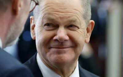 Scholz obvinil Trumpa zo sebectva, keď požaduje suroviny od Ukrajiny.