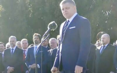 Fico rečnil na Slavíne. Veľvyslanci Európskej únie sa nedostavili.